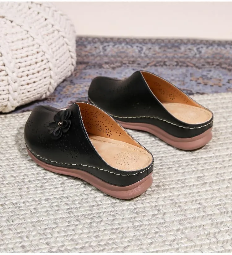 Clogs for Women Slip on Mules with Floret Closed Toe Sandals, Summer Shoes, Comfortable Walking Wedge Clogs (Black,8.5)