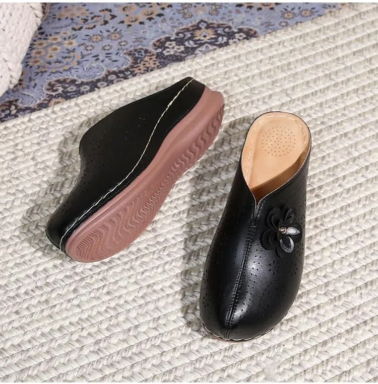 Clogs for Women Slip on Mules with Floret Closed Toe Sandals, Summer Shoes, Comfortable Walking Wedge Clogs (Black,8.5)