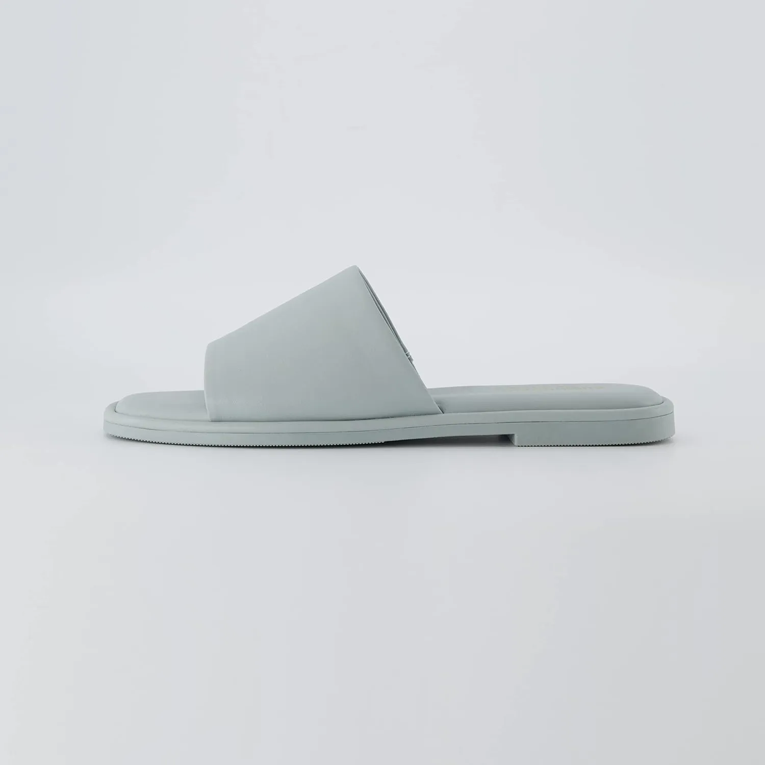 CUSHIONAIRE Women's Tudor slide sandal  Memory Foam, Wide Widths Available