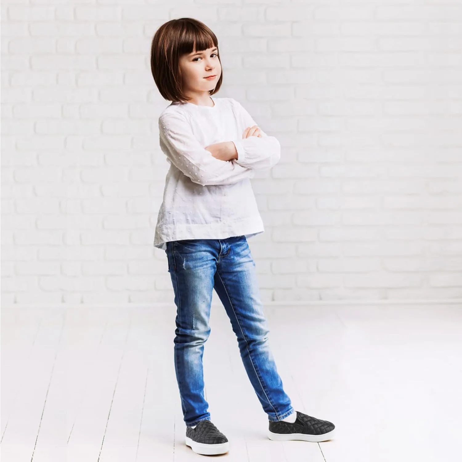 Girls Sneakers Slip On Casual Sneakers for Girls Nonslip Comfort Lightweight Flats Shoes for Big Girls Little Girls