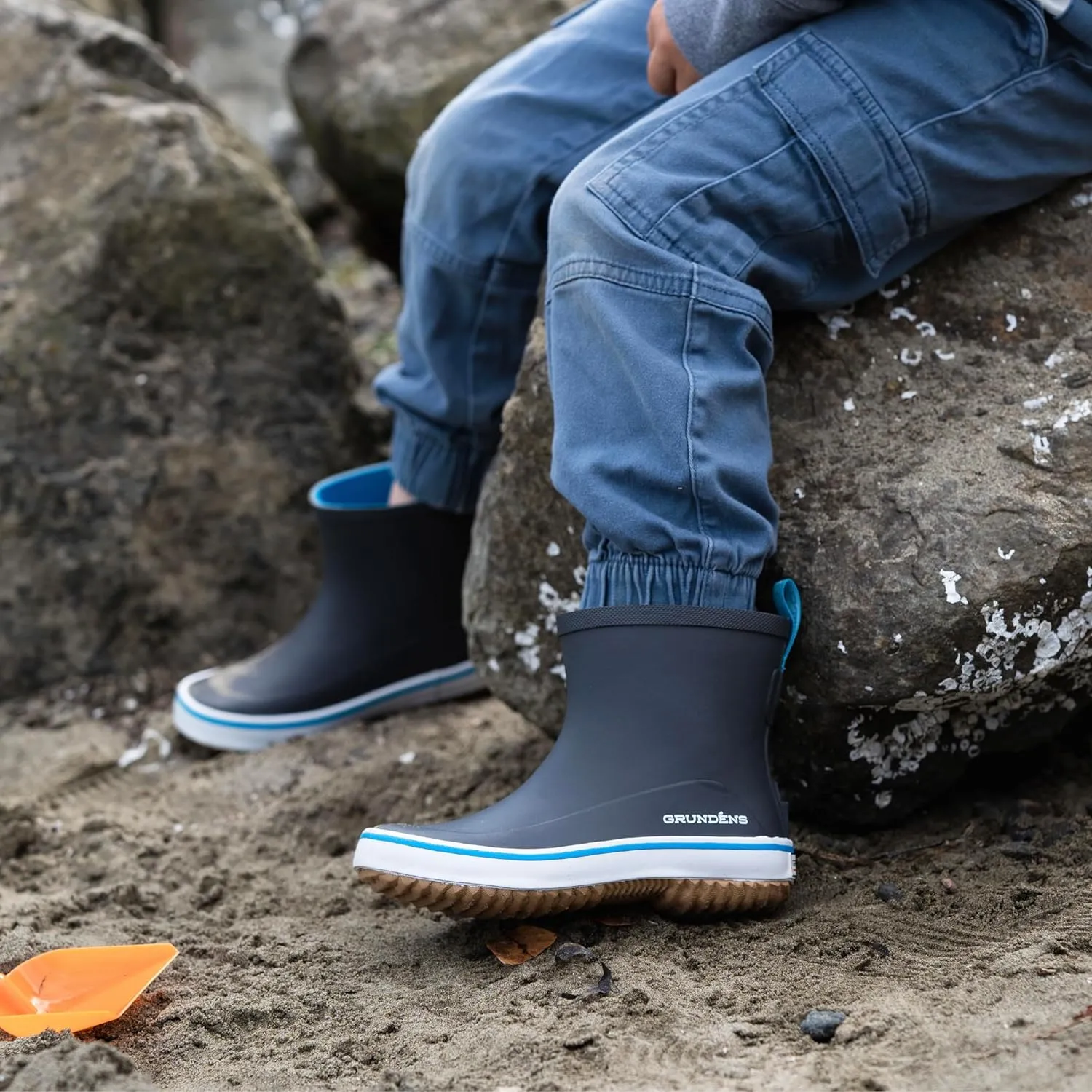 Grundéns Kid's Guppy Rain Boots - Lightweight Rubber Waterproof Kids and Toddlers Shoes, Easy-On Loop, Girls Rain Boots and Boys Rain Boots
