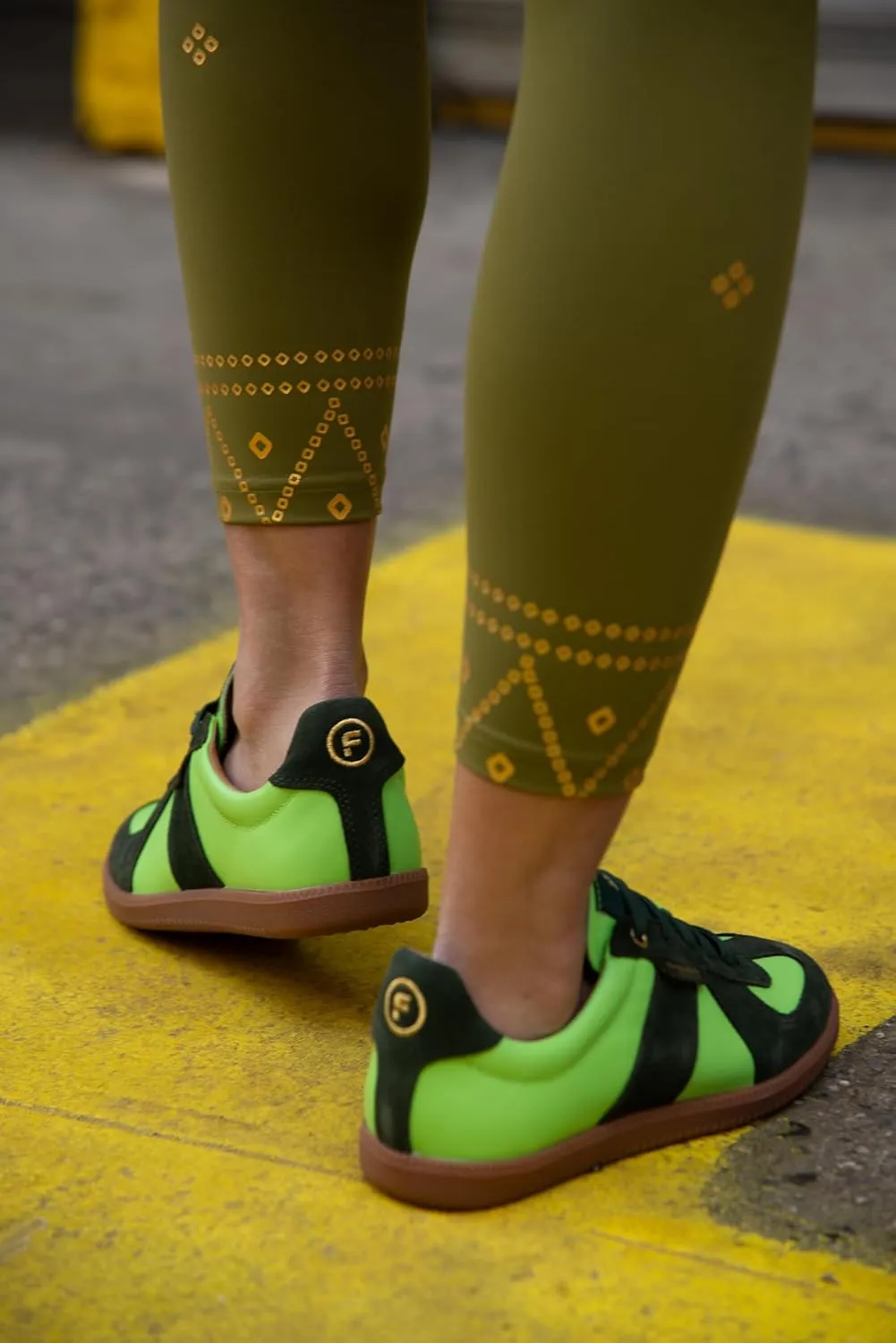 Indie Trainers. Fashion Sneakers for Women and Men. Classic Style Low-Top Street Shoes, Comfortable and Minimalist