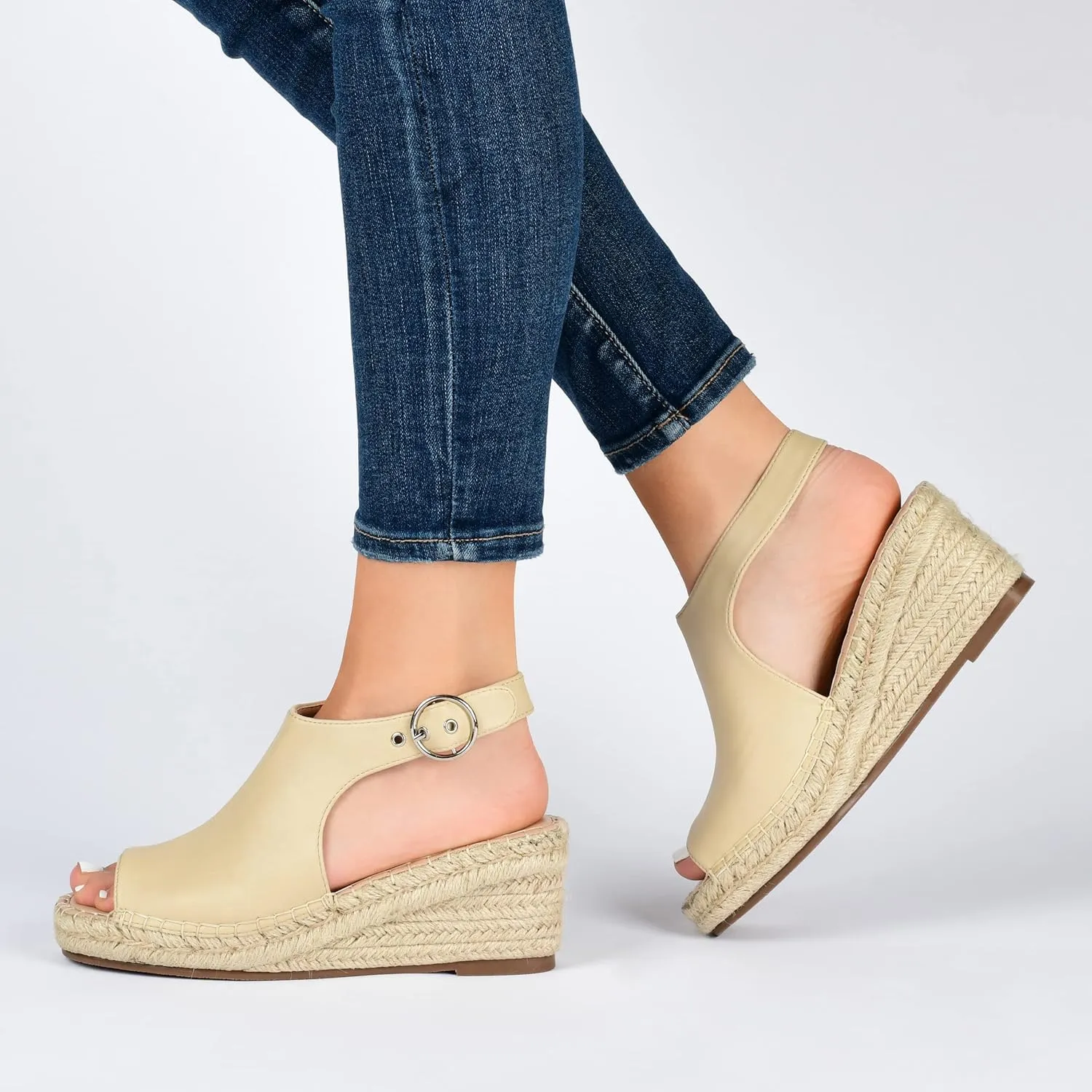 Journee Women's Crew Espadrille Wedge Sandals