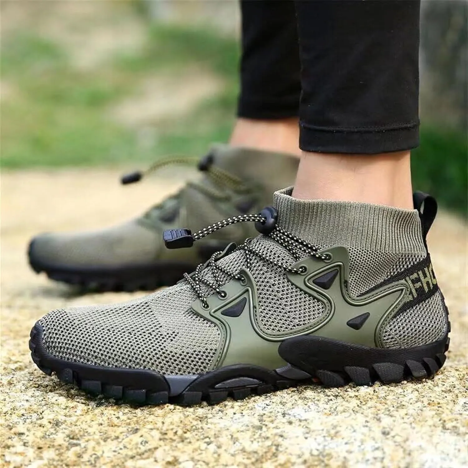 Men's Outdoor Fashion Hiking Shoes Breathable Loafers Comfortable Round Toe Casual Slip On Walking Shoes for Men