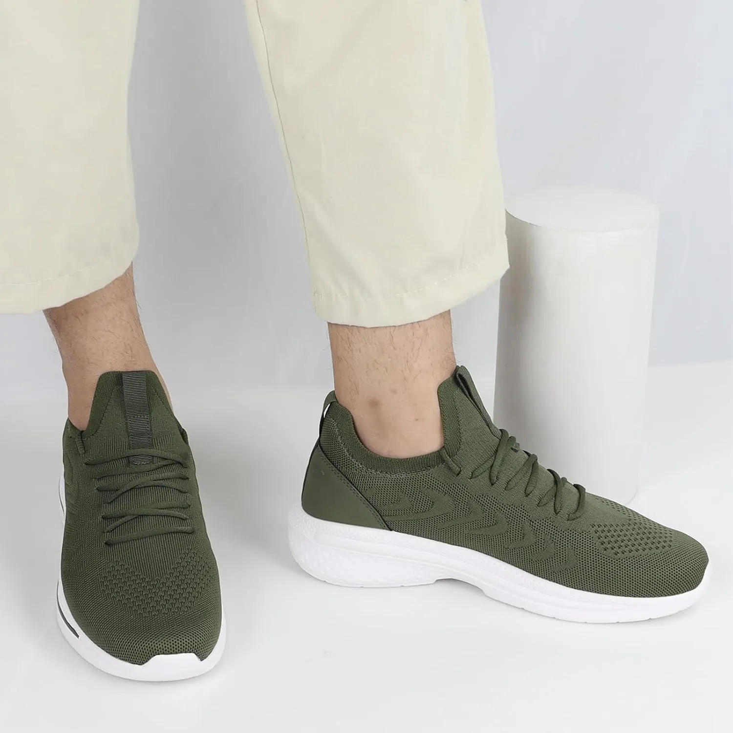 Pujcs Men Sneakers Lightweight Running Shoes for Men Slip on Walking Shoes with Breathable Mesh Comfortable Atheletic Shoes for Tennis Gym Workout