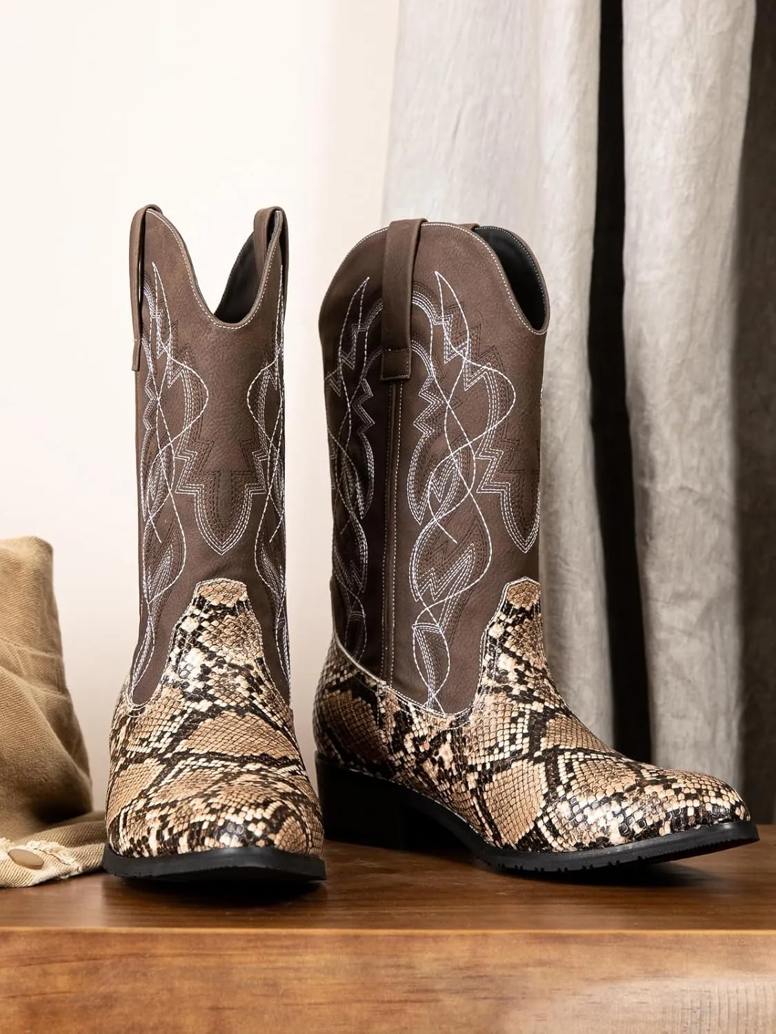 Python Manning Men's Boots Cowboy for Men Classic Pointed Toe Western Pull Up Snakeskin Embroidered Mid-Calf Boots