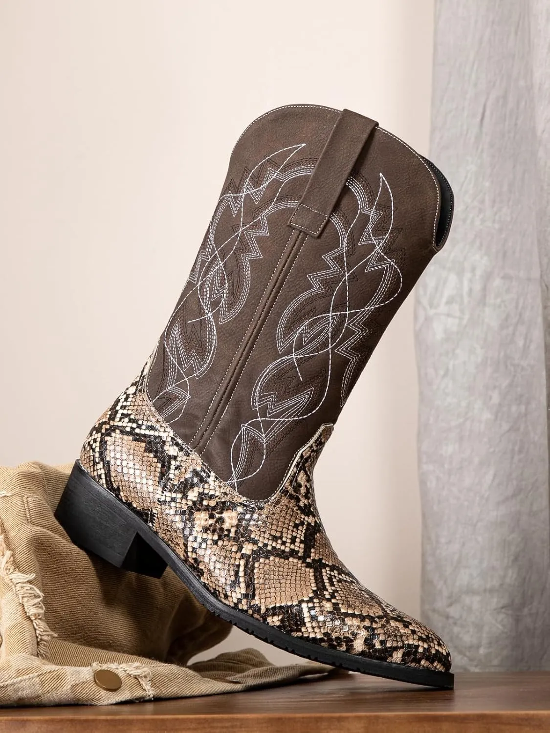 Python Manning Men's Boots Cowboy for Men Classic Pointed Toe Western Pull Up Snakeskin Embroidered Mid-Calf Boots