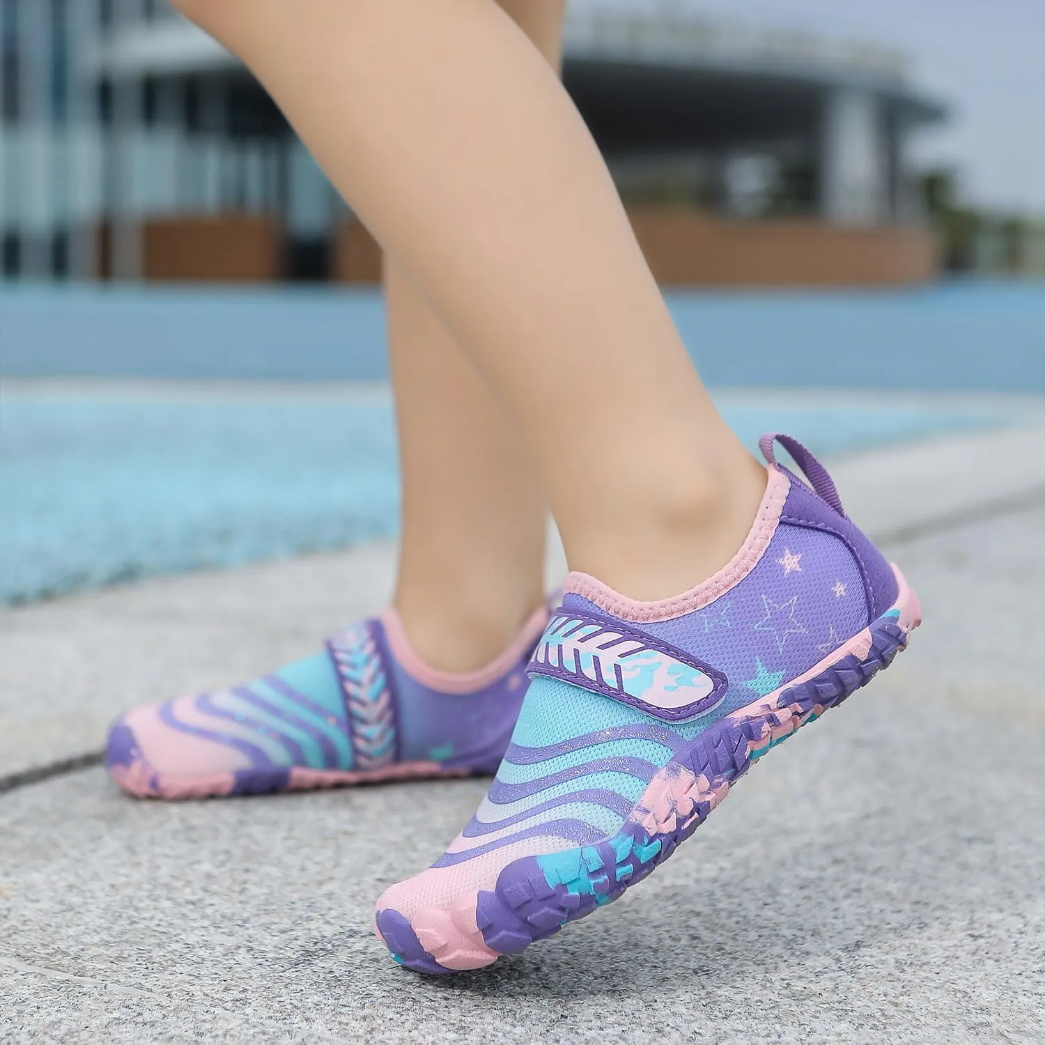 Quickshark Kids Water Shoes Boys Girls Barefoot Aqua Socks Outdoor Indoor Quick Dry Sandals Lightweight Slip On Walking Sneakers for Beach Pool Swim (Little Kid/Big Kid)