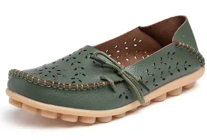 WERWAES Ladies Moccasin Flats Casual Loafers Breathable Walking Nurse Driving Fashion Soft Shoes Work Shoes