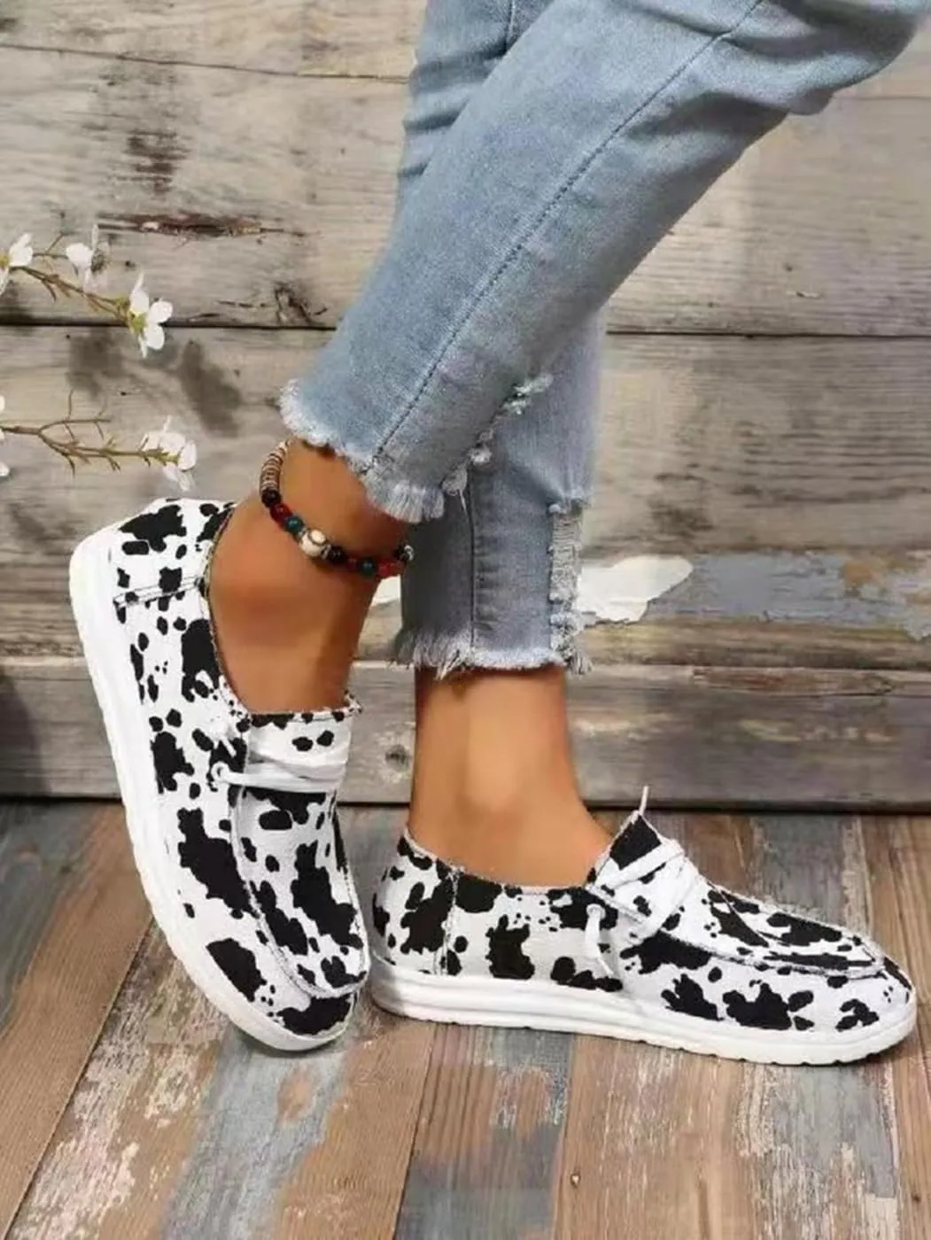Womens Cow Print Shoes Denim Canvas Sneakers Leopard Walking Shoes Casual Comfortable Slip on Flat Loafers Lace-Up Outdoor Shoes