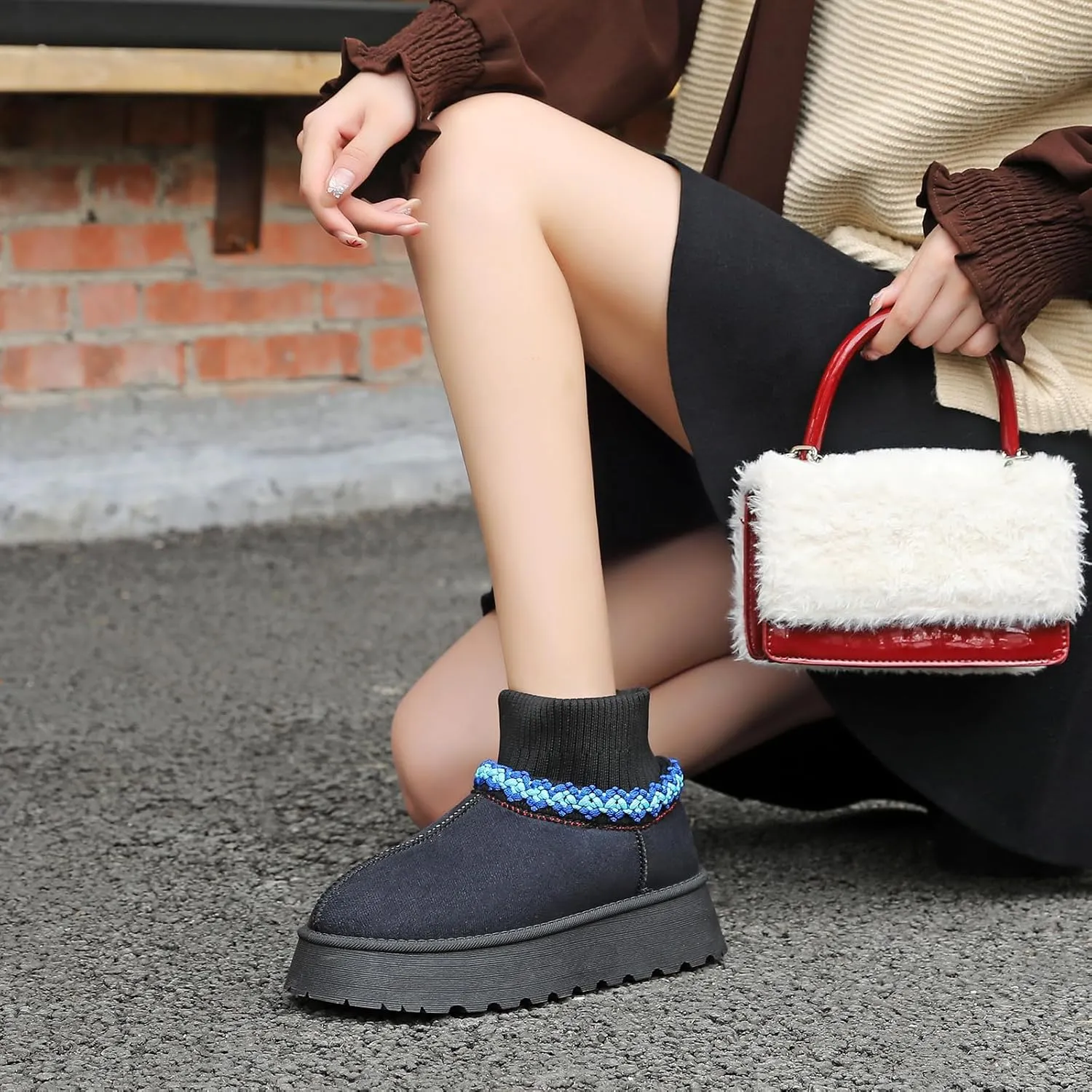 Women's Platform Fuzzy Slippers, Warm Winter Snow Mini Boots with Memory Foam, Fur Fleece Lined House Shoes Indoor and Outdoor